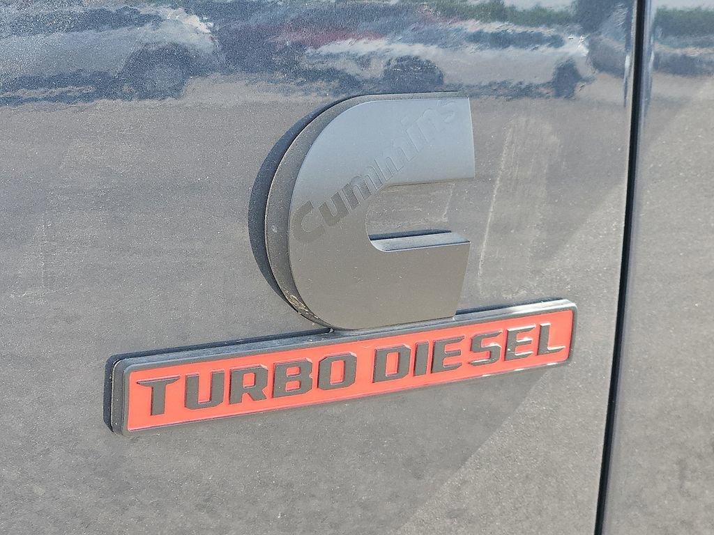 New 2026 RAM 2500 Laramie w/ Night Edition AWD/4WD image 10