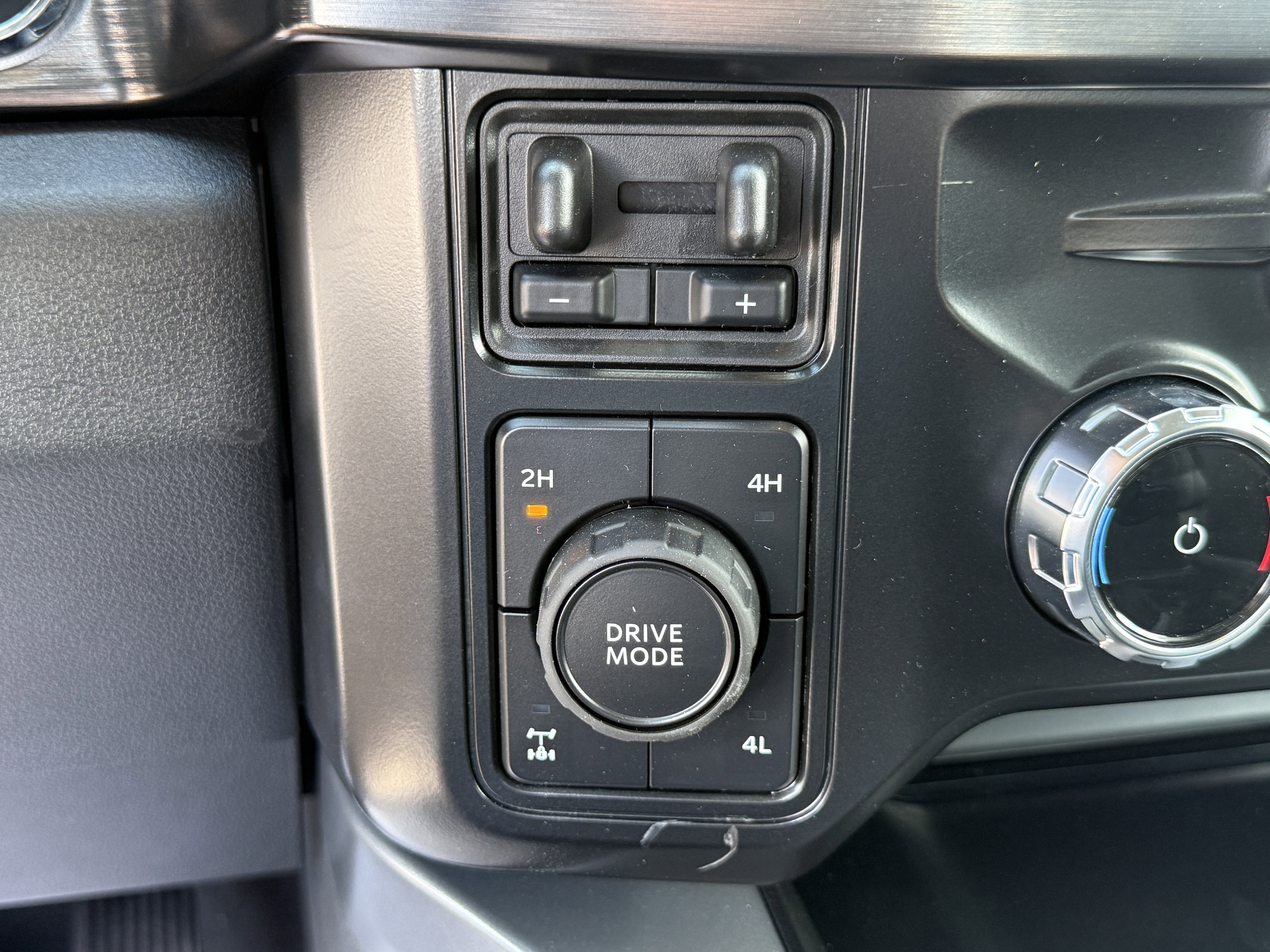 New 2026 Ford F250 Lariat image 23