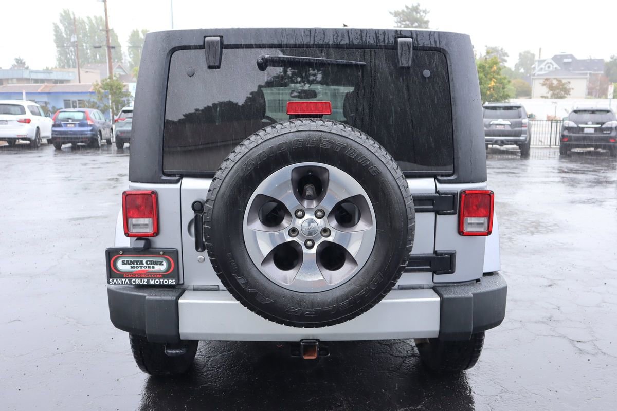 Used 2018 Jeep Wrangler Unlimited Sahara image 5