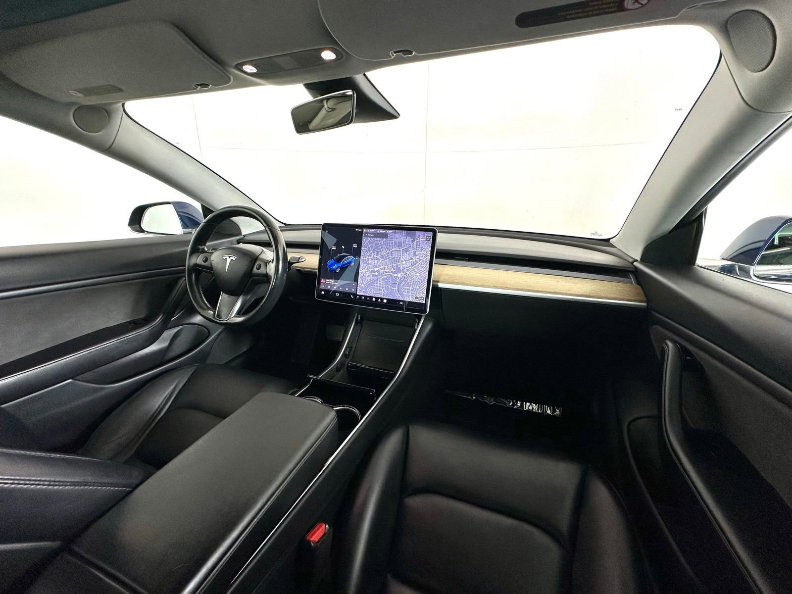 Used 2019 Tesla Model 3 Standard Range Plus RWD image 2