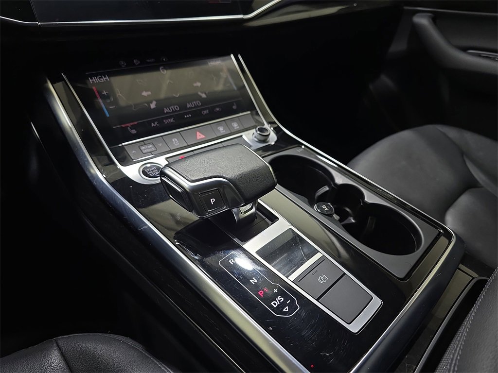 Used 2023 Audi Q7 2.0T Premium w/ Towing Package image 25