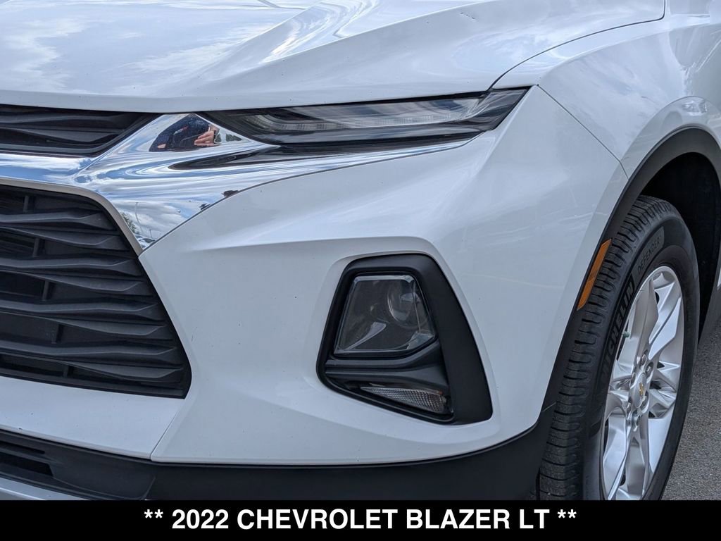 Used 2022 Chevrolet Blazer LT AWD/4WD image 16