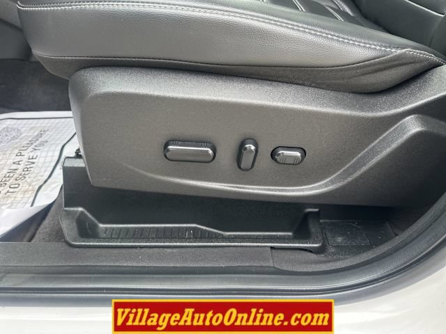 Used 2019 Ford Escape SEL AWD/4WD image 13