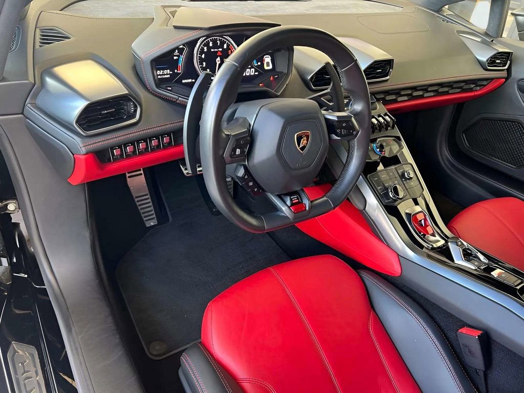 Used 2015 Lamborghini Huracan LP 610-4 image 19