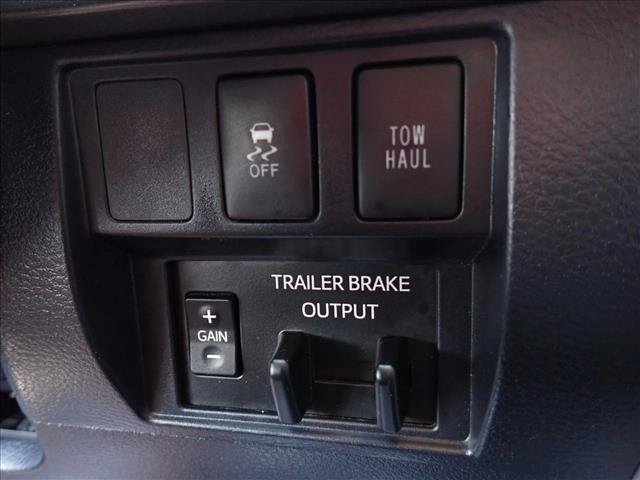 Used 2019 Toyota Tundra SR5 w/ SR5 Upgrade Package AWD/4WD image 18