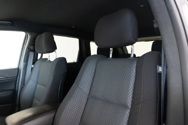 Used 2021 Jeep Grand Cherokee Laredo RWD image 15