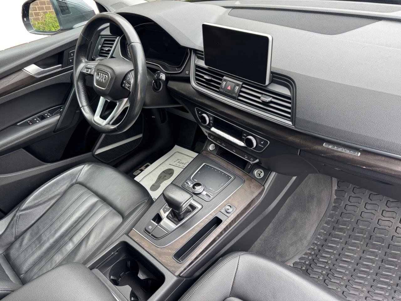 Used 2020 Audi Q5 2.0T Premium Plus w/ Premium Plus Package image 4