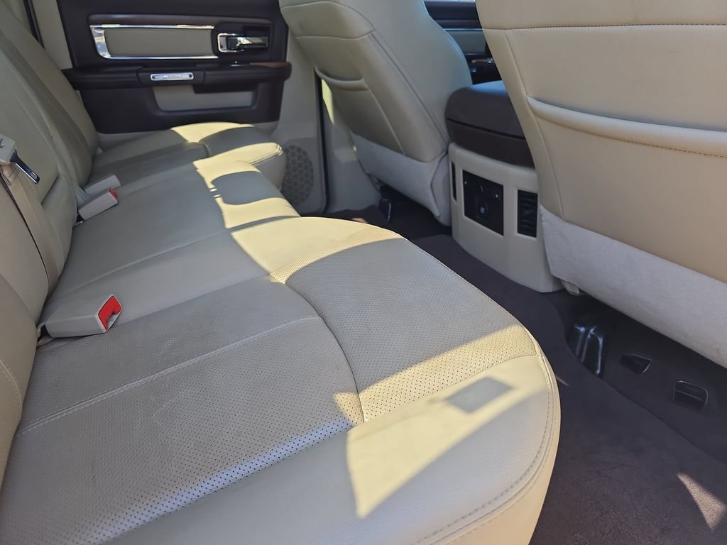 Used 2018 RAM 3500 Laramie AWD/4WD image 11