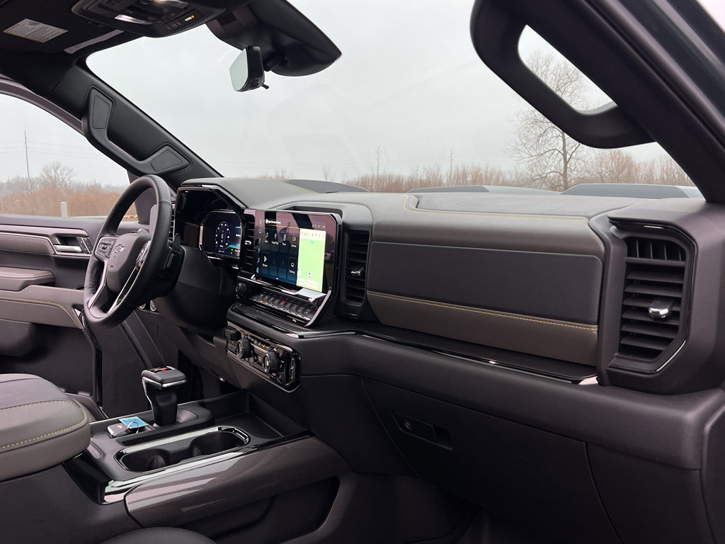 Used 2025 Chevrolet Silverado 1500 ZR2 w/ Technology Package image 31