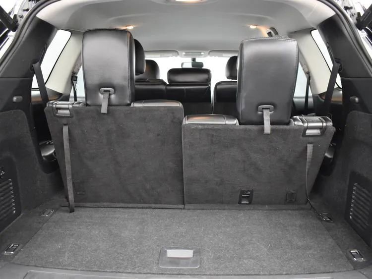 Used 2020 Nissan Pathfinder SL image 16