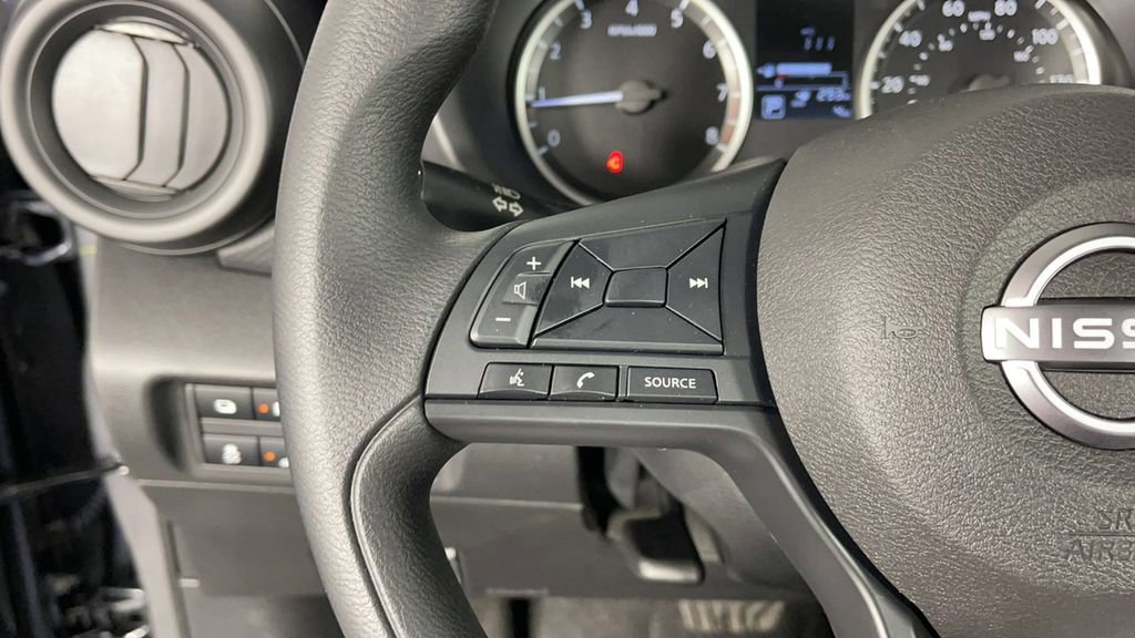 New 2025 Nissan Kicks Play S image 26