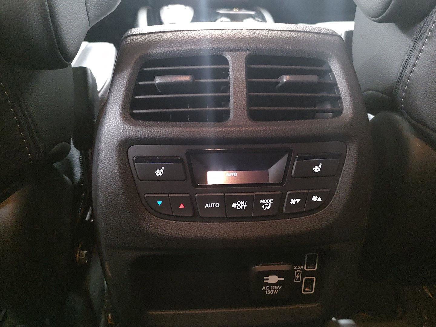 Used 2023 Honda Passport Elite image 25