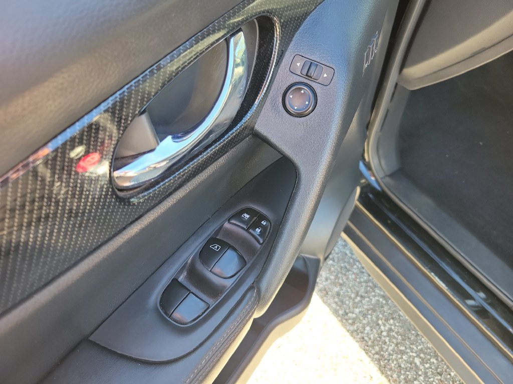 Used 2020 Nissan Rogue SL FWD image 15