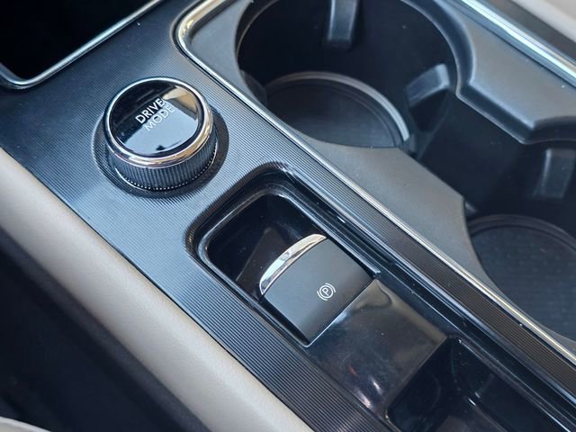 Used 2022 Lincoln Corsair FWD w/ Equipment Group 101A image 24