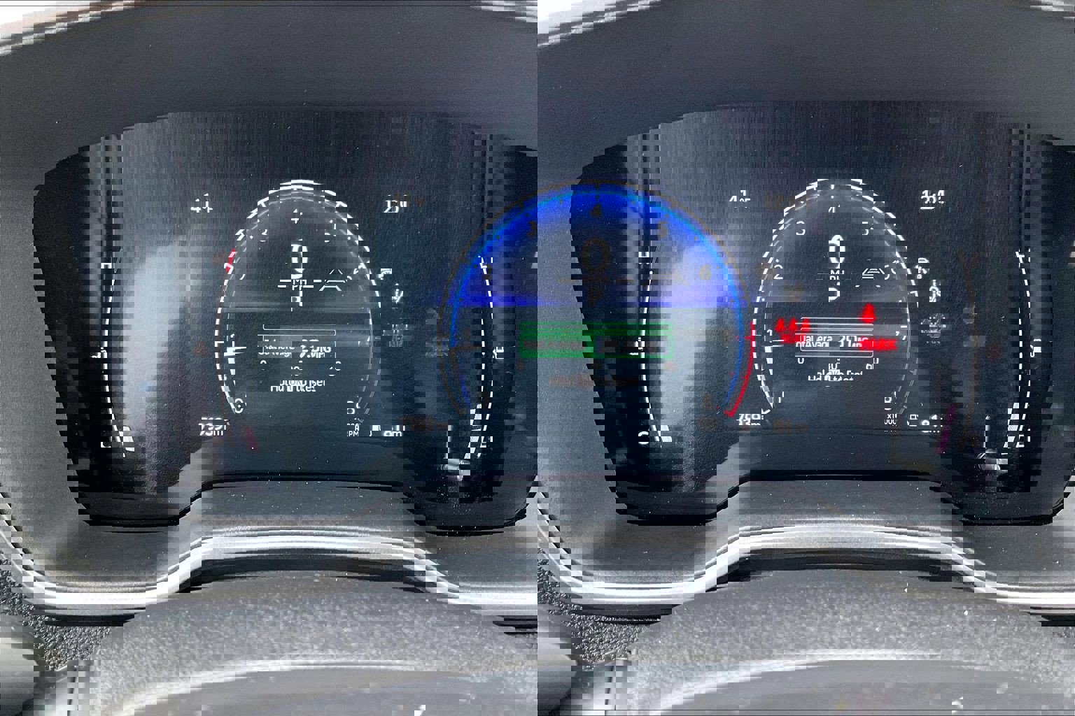 Used 2025 Toyota Corolla Cross XLE image 19