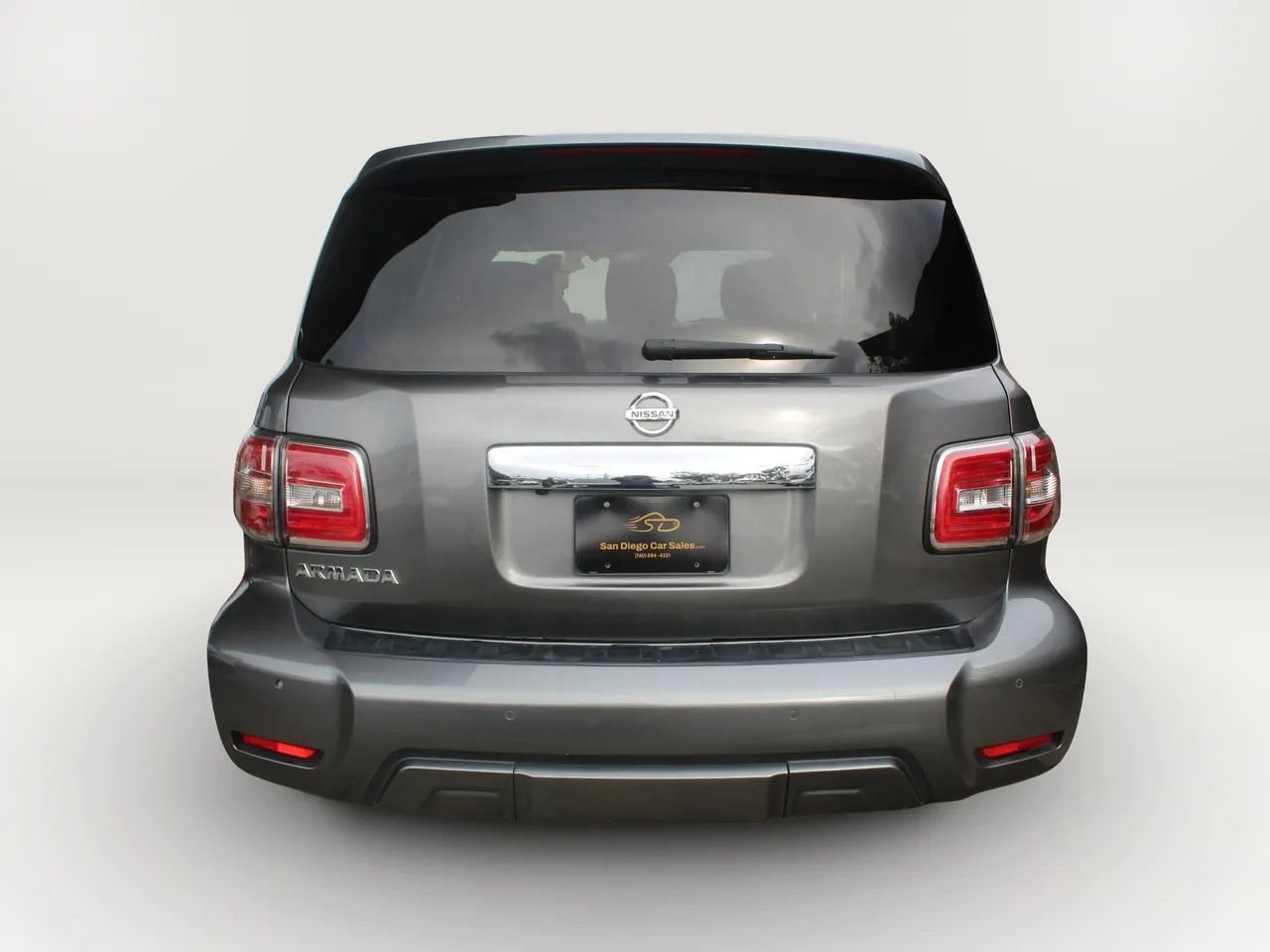 Used 2019 Nissan Armada SV image 4
