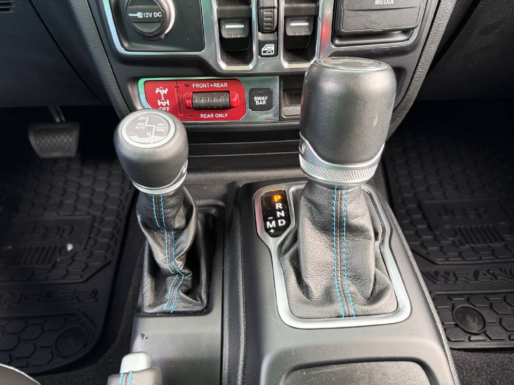 Used 2021 Jeep Wrangler Unlimited Rubicon 4xe w/ Cold Weather Group AWD/4WD image 30