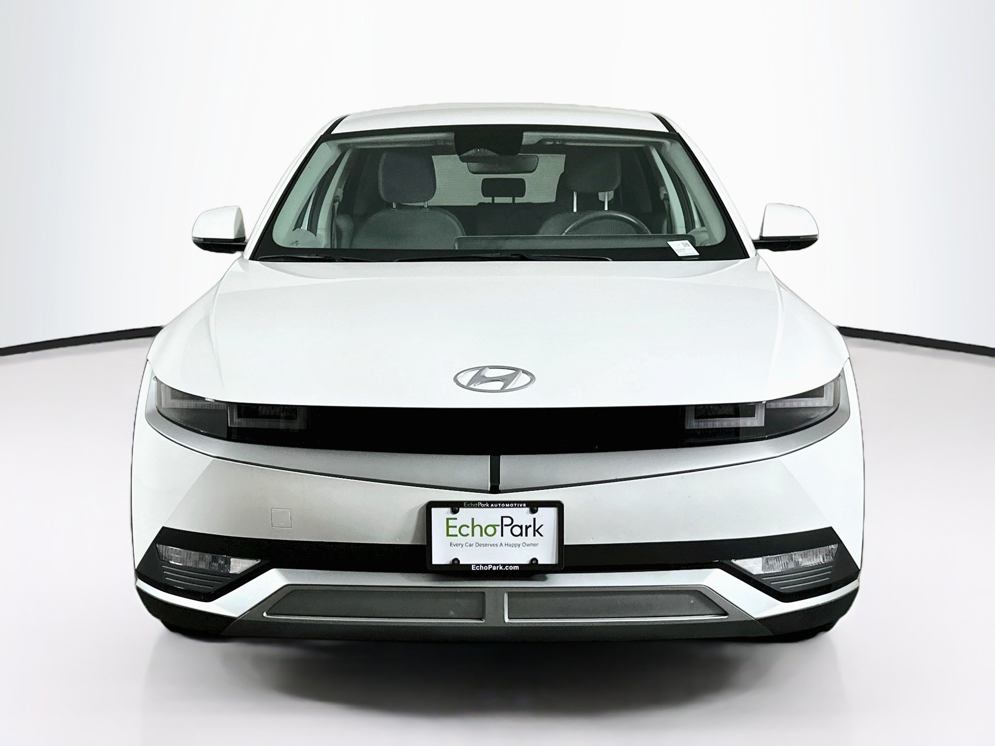 Used 2024 Hyundai Ioniq 5 SE RWD image 2