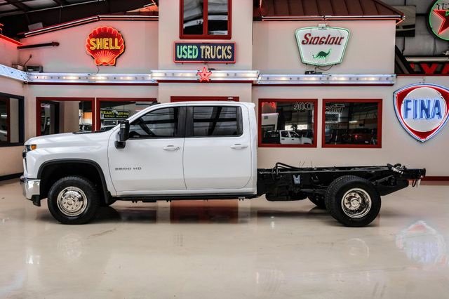Used 2021 Chevrolet Silverado 3500 LT image 11