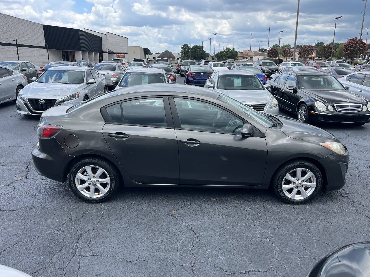Used 2010 MAZDA MAZDA3 i Touring FWD image 12