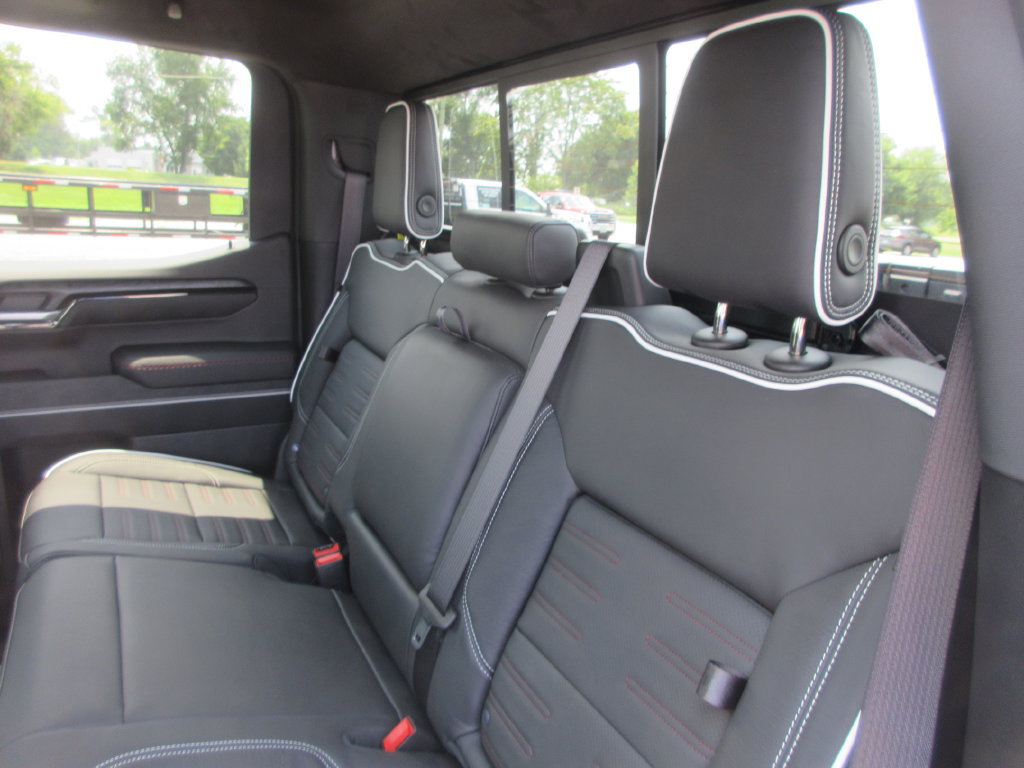 New 2026 GMC Sierra 1500 AT4X AWD/4WD image 16
