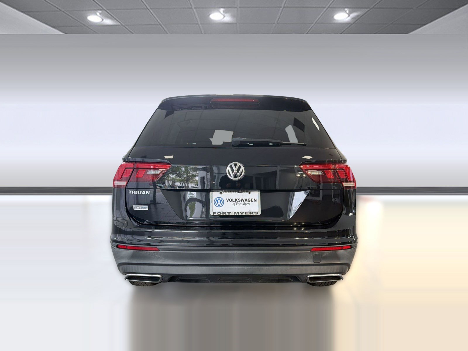 Used 2019 Volkswagen Tiguan S w/ Driver Assistance Package image 10