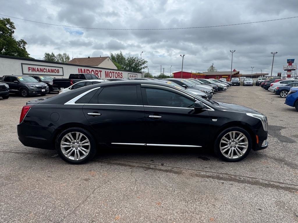 Used 2018 Cadillac XTS Luxury FWD image 4