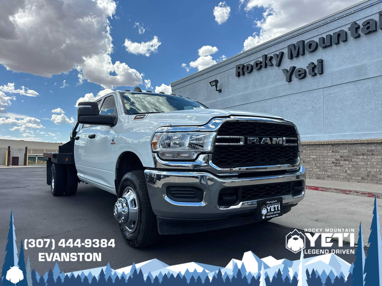 Used 2024 RAM 3500 Tradesman w/ Chrome Appearance Group AWD/4WD image 1