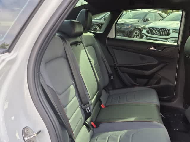Used 2025 Volkswagen Jetta GLI Autobahn FWD image 19