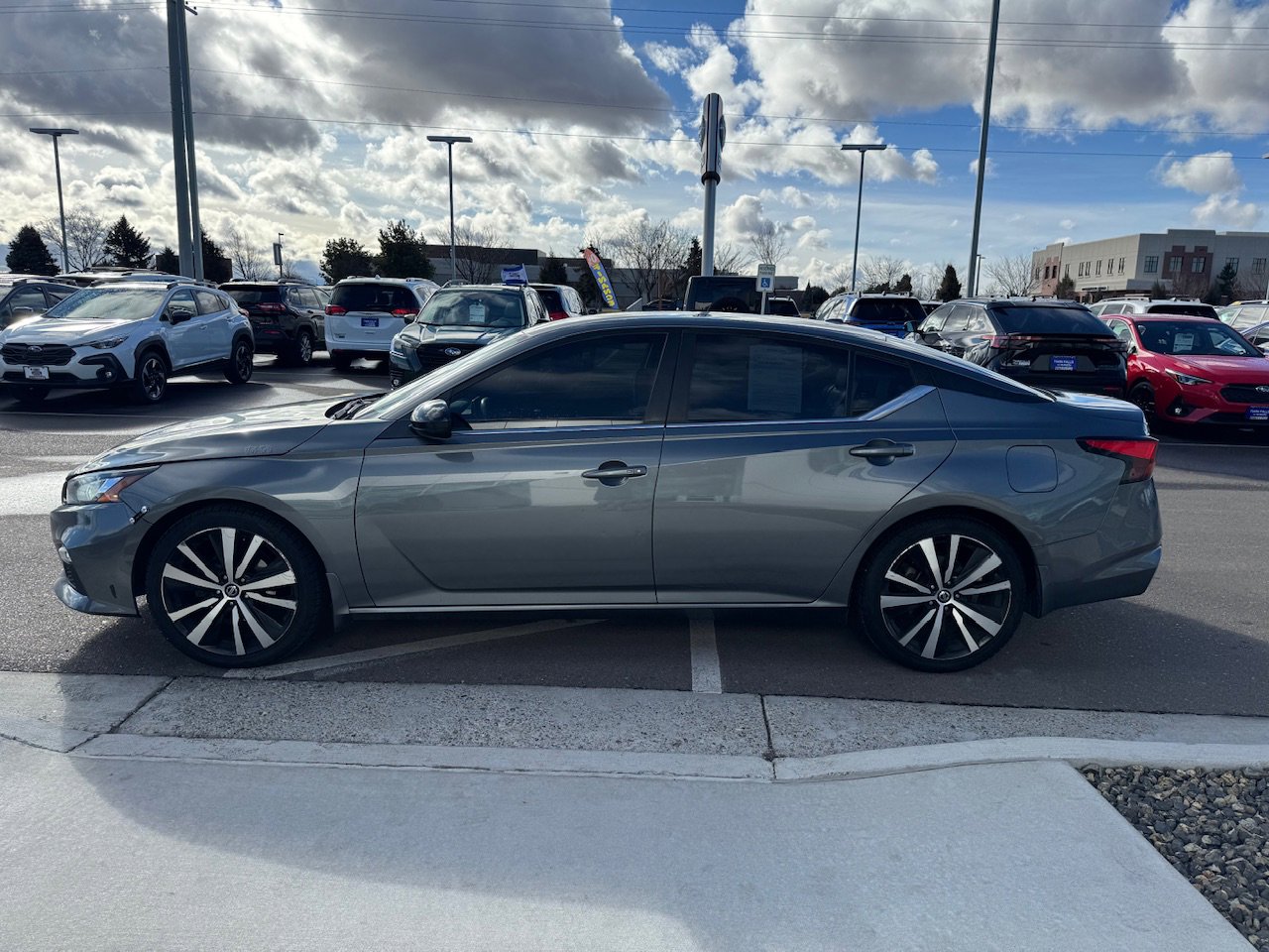 Used 2019 Nissan Altima 2.5 SR image 4