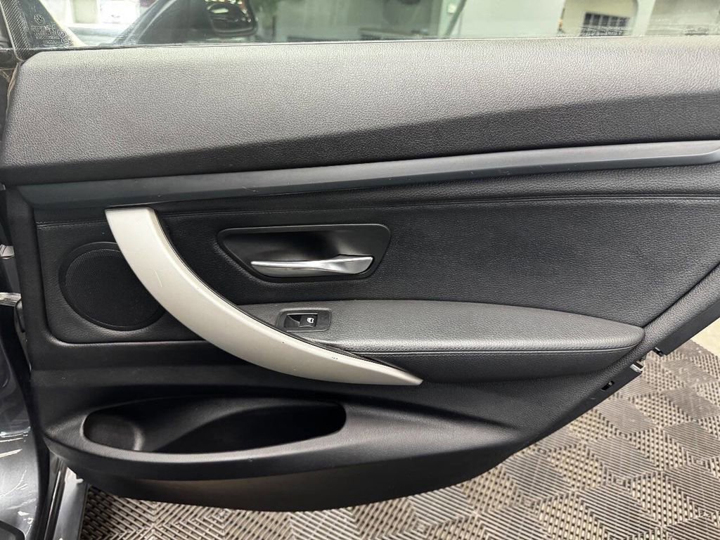 Used 2014 BMW 328i Gran Turismo xDrive w/ Technology Package image 53