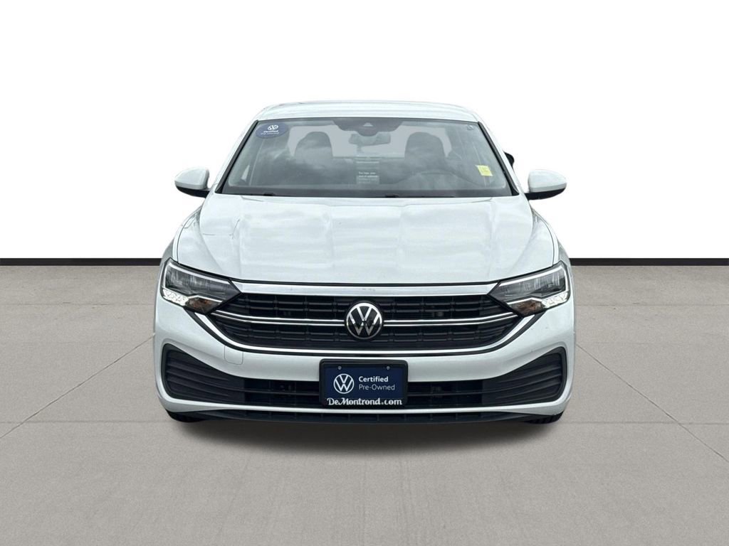 Used 2024 Volkswagen Jetta S FWD image 2