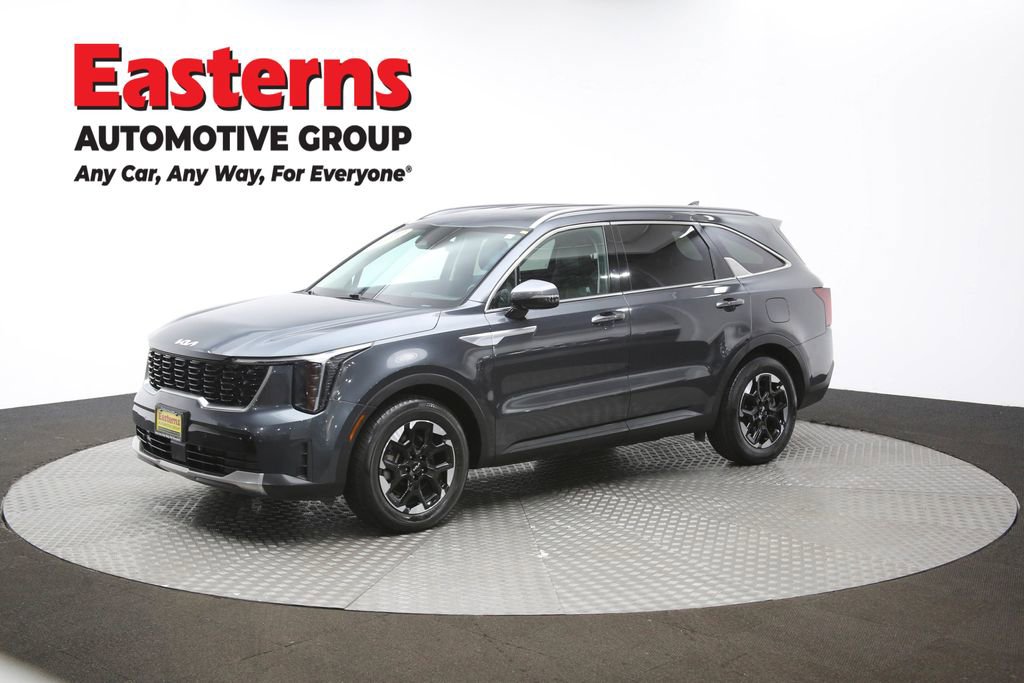 Used 2024 Kia Sorento S image 58