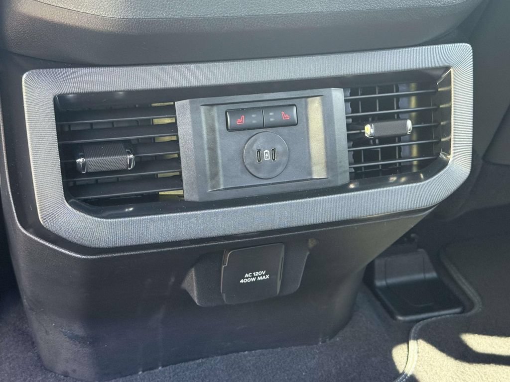 Used 2025 Ford F250 Platinum AWD/4WD image 14