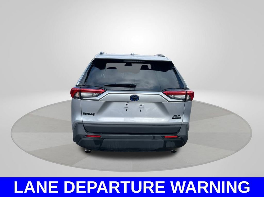 Used 2023 Toyota RAV4 XLE Premium image 6