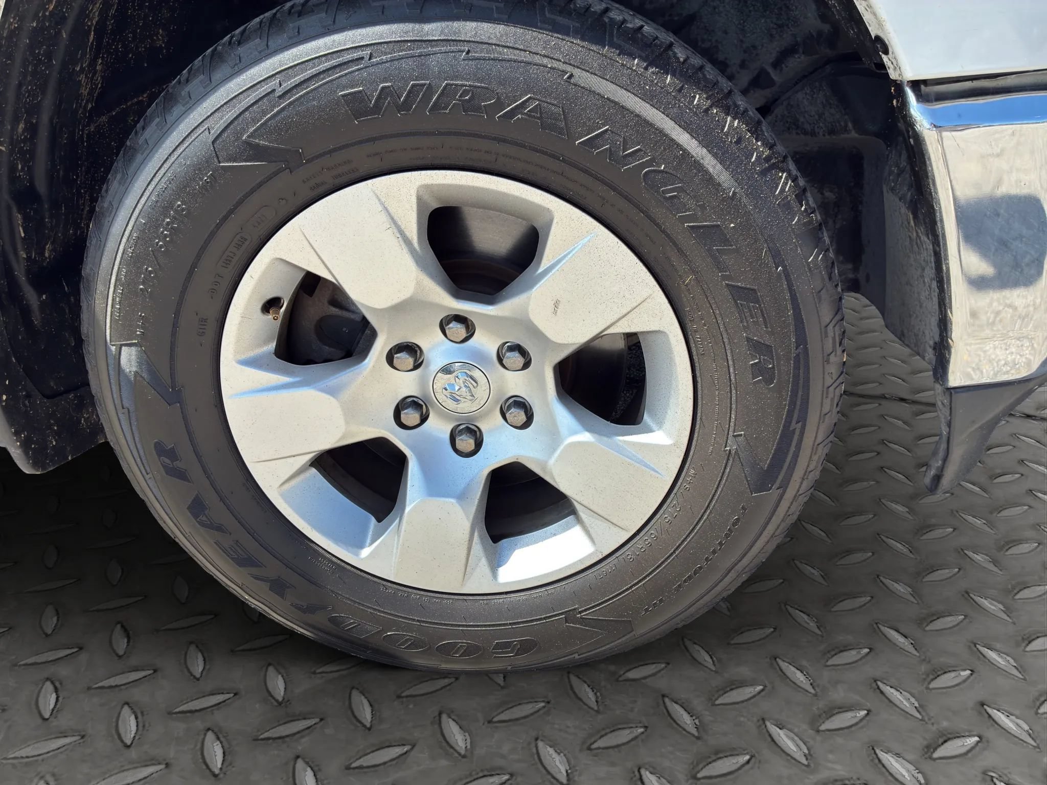 Used 2020 RAM 1500 Big Horn RWD image 24
