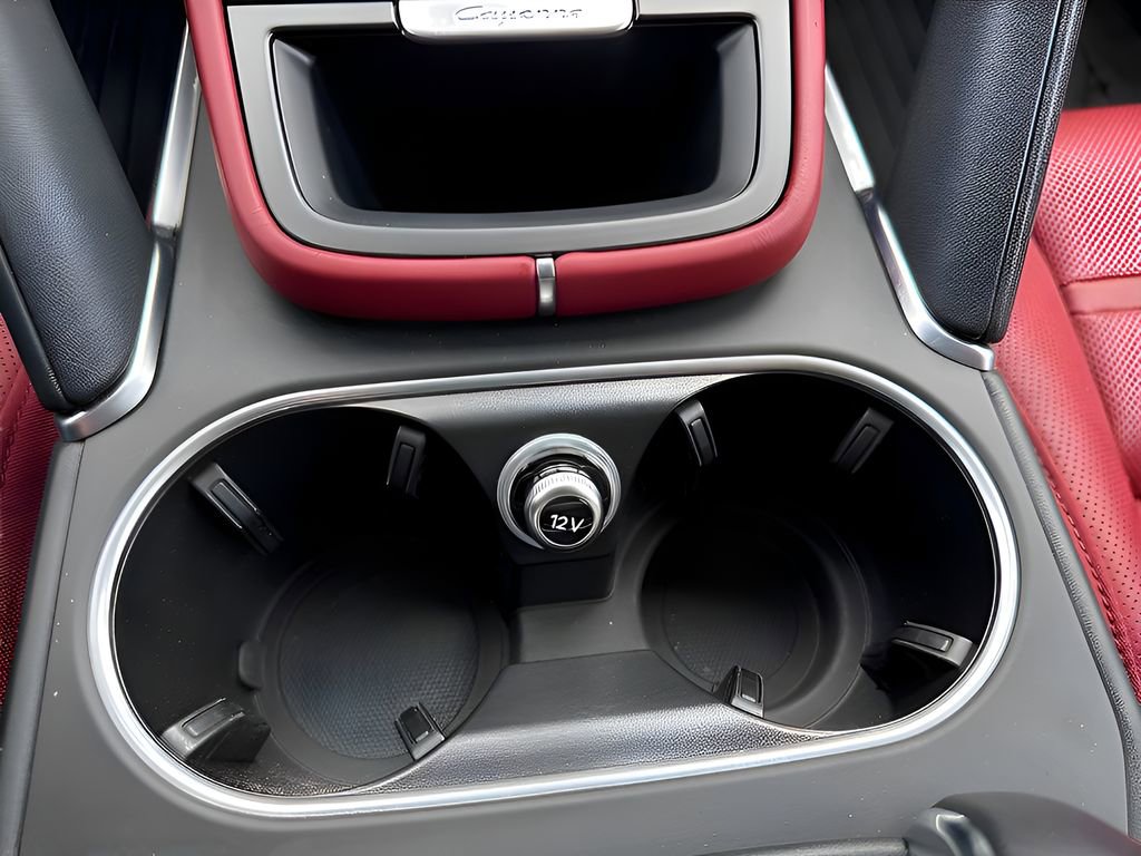 Used 2023 Porsche Cayenne Turbo S image 35