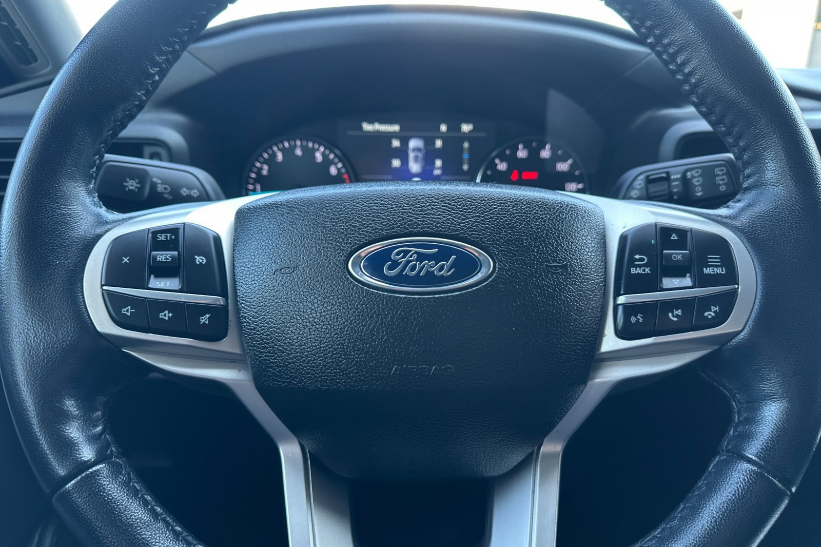 Used 2022 Ford Explorer XLT RWD image 24