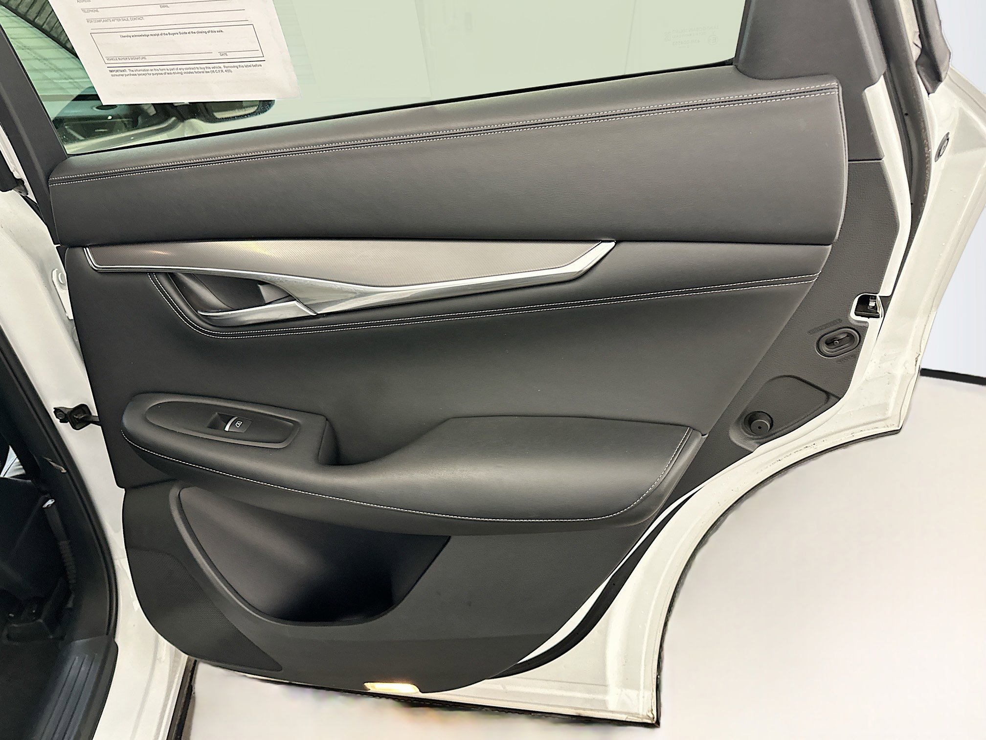 Used 2024 INFINITI QX55 Luxe image 32