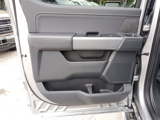 New 2025 Ford F150 XLT w/ Equipment Group 302A MID image 9