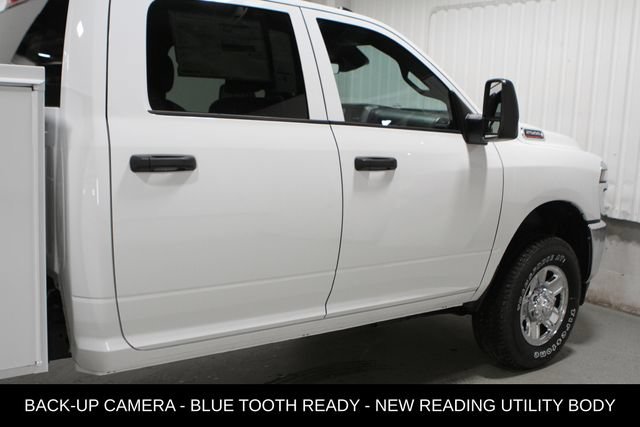 New 2026 RAM 2500 Tradesman w/ Chrome Appearance Group AWD/4WD image 39