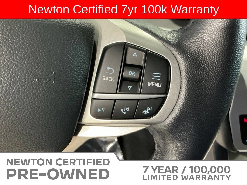 Used 2021 Ford Explorer XLT w/ Equipment Group 202A AWD/4WD image 39