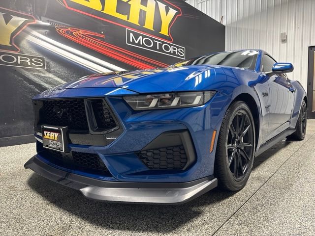 Used 2024 Ford Mustang GT Premium RWD image 2