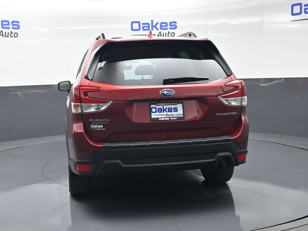 Used 2023 Subaru Forester Limited AWD/4WD image 7