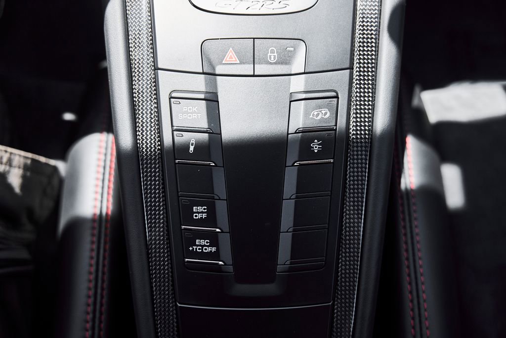 Used 2018 Porsche 911 GT2 RS RWD image 70