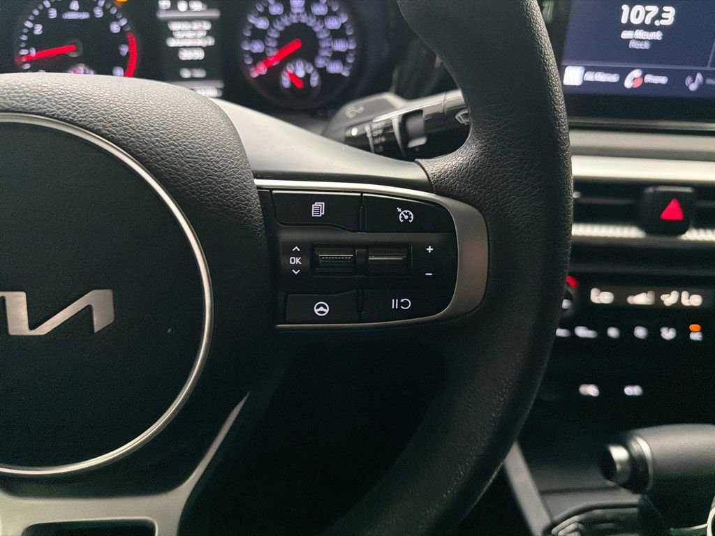 Used 2023 Kia K5 LXS image 24