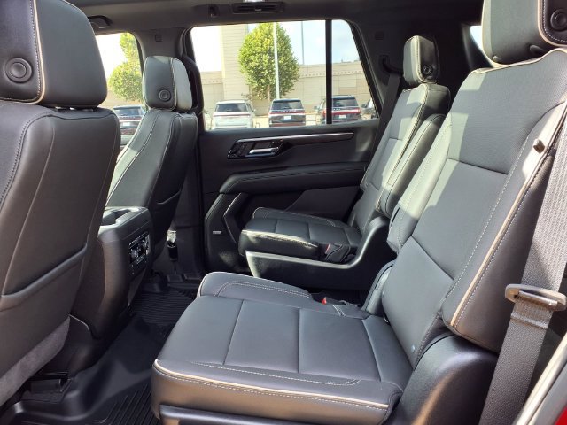 Used 2026 Chevrolet Tahoe Premier w/ Sun And Tow Package AWD/4WD image 5