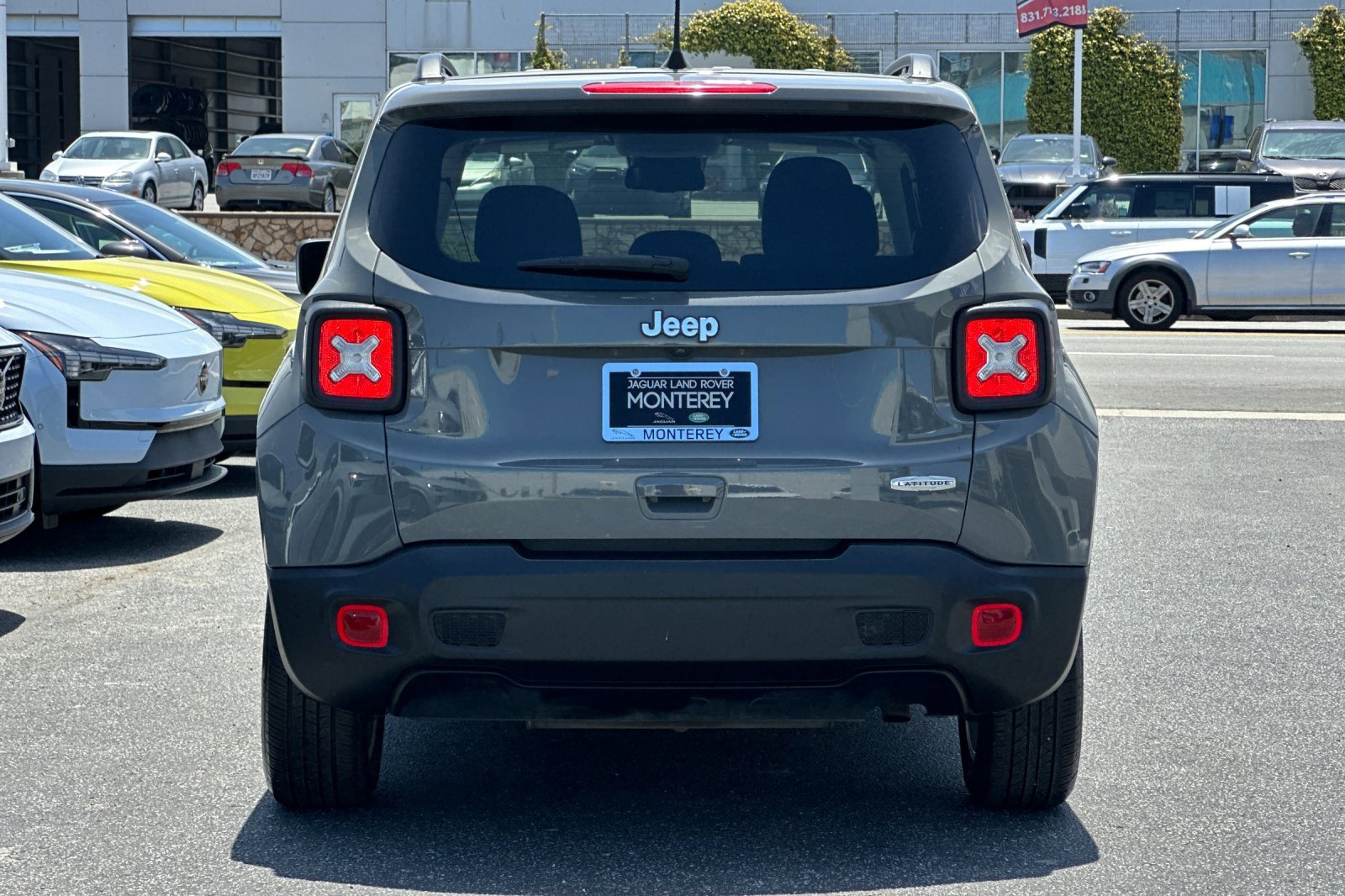 Used 2021 Jeep Renegade Latitude w/ Convenience Group image 4