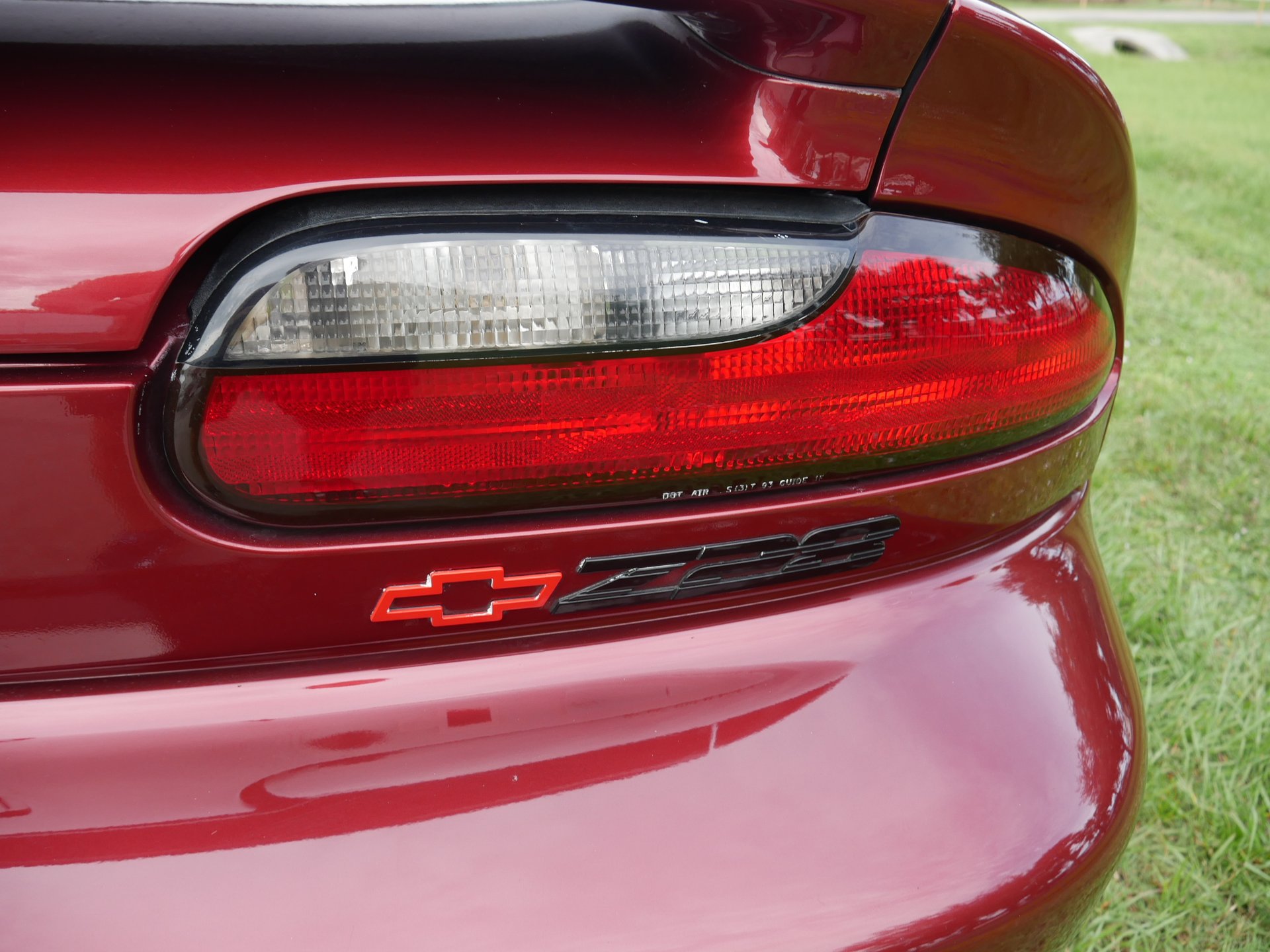 Used 1994 Chevrolet Camaro Z28 RWD image 47