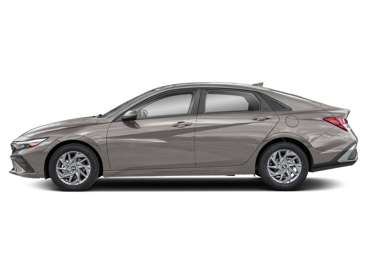 Used 2024 Hyundai Elantra SEL FWD image 13